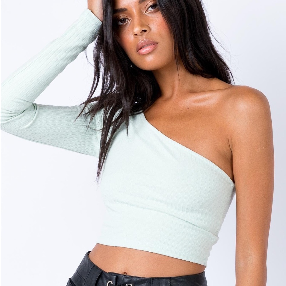 SOLD. Princess Polly one shoulder crop top